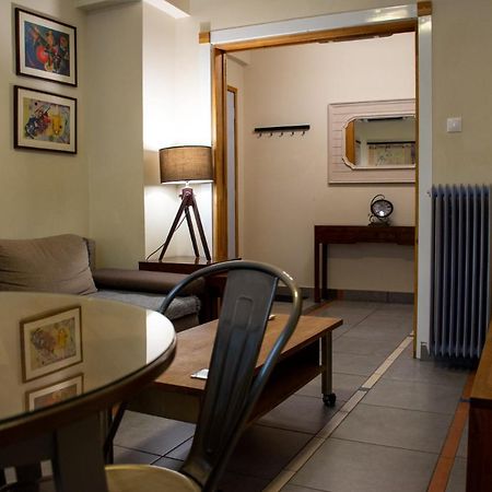 Handcrafted Unique Flat, 200M From The Acropolis Athena Bagian luar foto